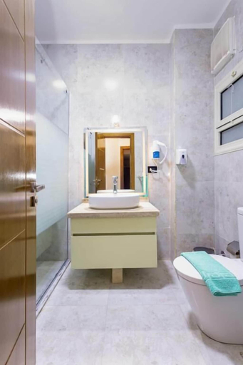 Bathroom 4, Seanest, Al-Ghurdaqah