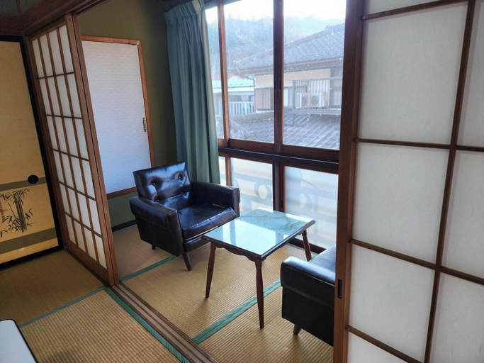 Interior 4, Sekitei, Numata