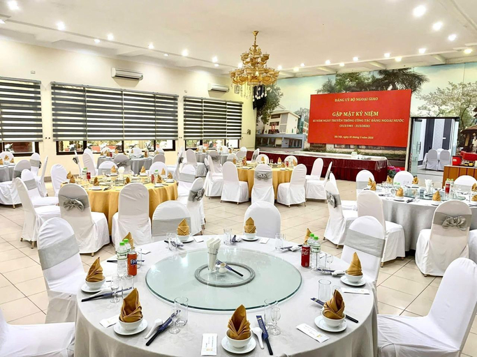 Restaurant 2, Nha Khach TW, Ba Đình