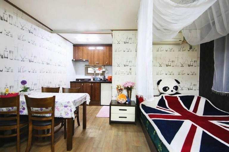 Food & Drinks 5, Junlive Pension, Ganghwa