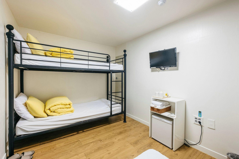 Bedroom 2, K Stay Guest House Myeongdong 1st, Jung
