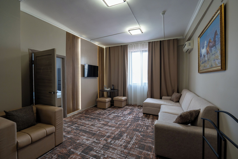 Bedroom 2, Sapar Deluxe Plaza, Almaty