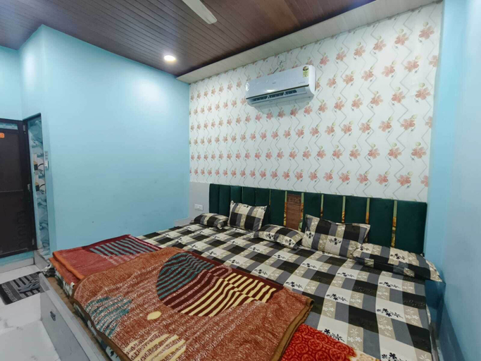 Room 3, Kavya Homestay, Ujjain