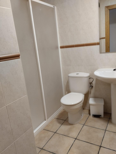 Bathroom, Hostal Posada Royuela, Teruel