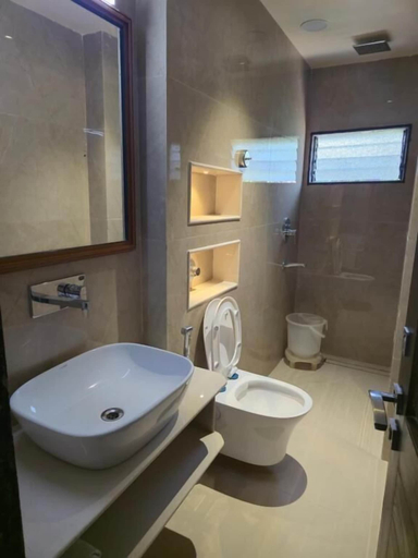 Bathroom 5, Hotel Santoor - near Geeta bhawan square, Indore