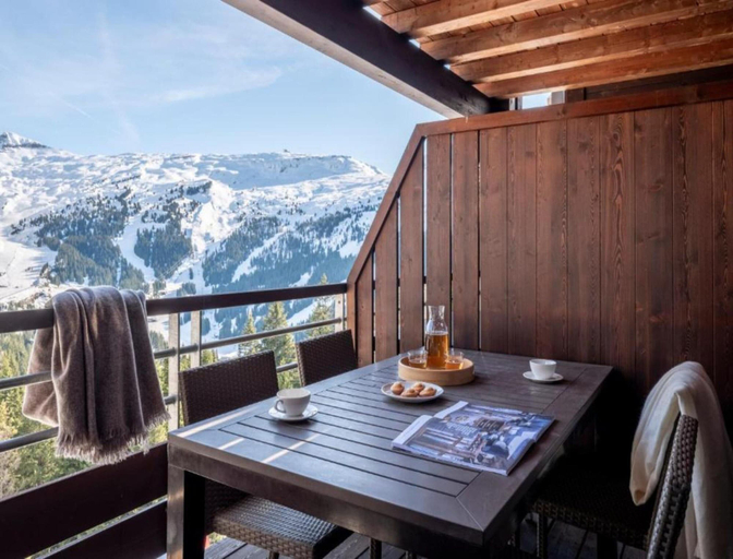 Balcony 3, Alps Flat With Heated Pool, Haute-Savoie