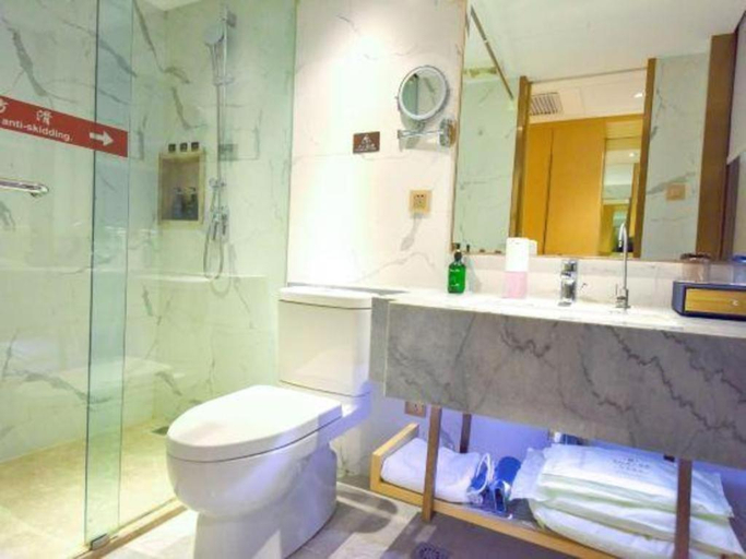 Bathroom 4, Asia Hotel Yantai, Yantai