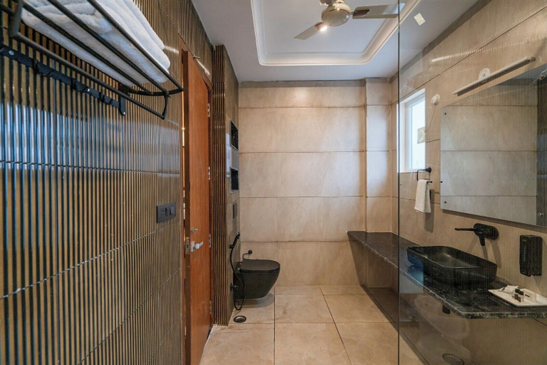 Bathroom 3, The Jungle Trail Corbett Resort & Spa, Nainital