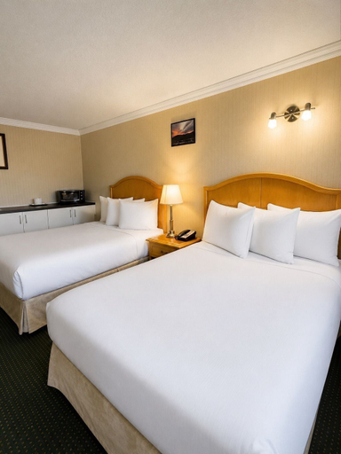 Bedroom 3, Travelodge by Wyndam Chetwynd, Peace River