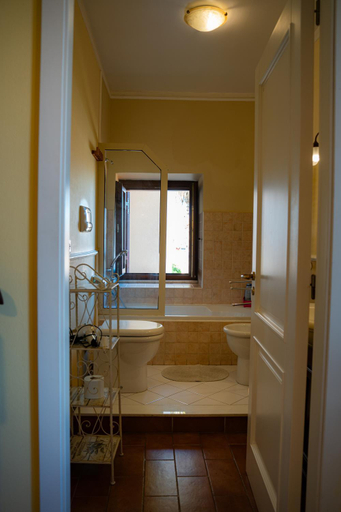 Bathroom 3, B&B L’Antico Borgo, Messina