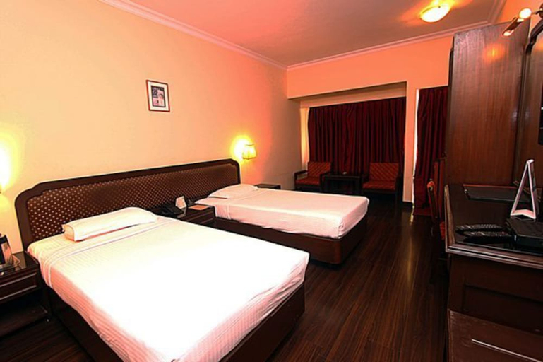 Bedroom 3, Quality Inn Regency, Nashik