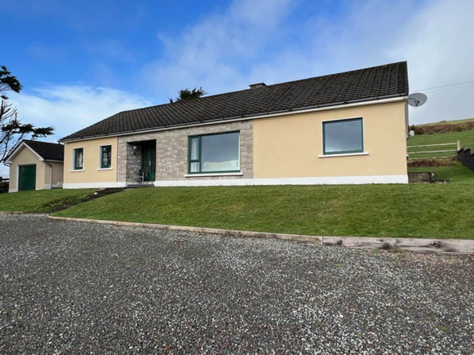 Exterior & Views, Dingle Bay View