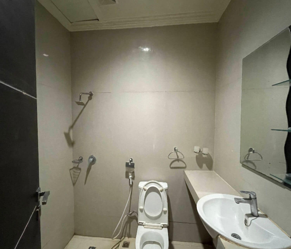 Bathroom 4, Cozzy Menara Archie, Ternate