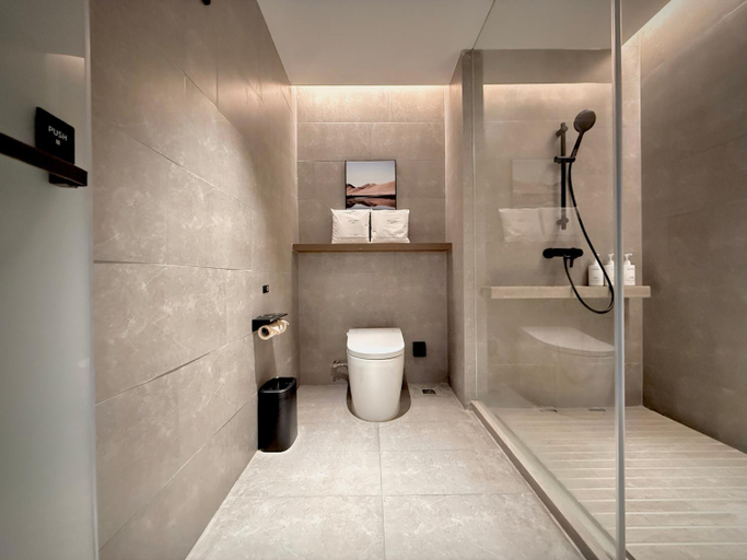 Bathroom 3, Atour Hotel Guangzhou Baiyun Jiahe Hebian, Guangzhou