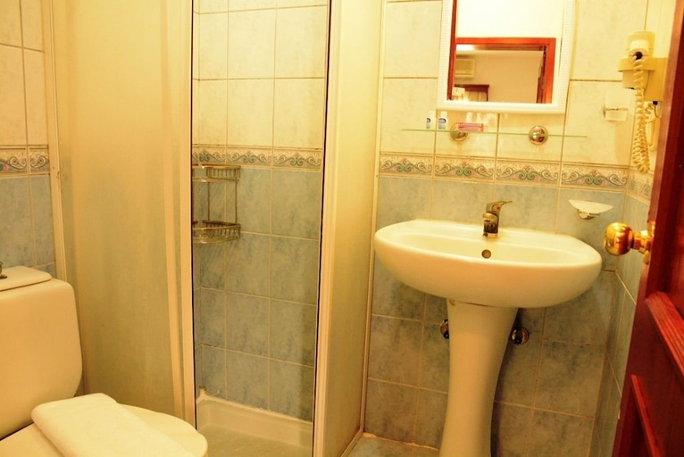 Bathroom 3, Villa Nergis Apartments, Bodrum