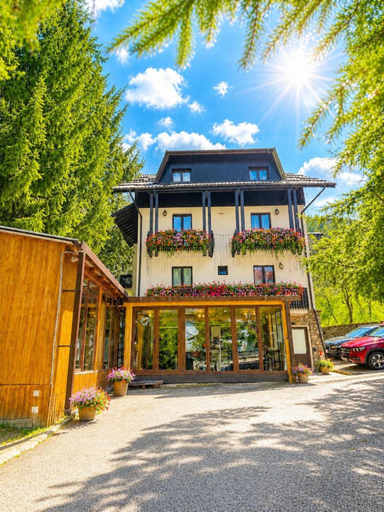 Exterior & Views, Cabana Din Poienita, Brasov