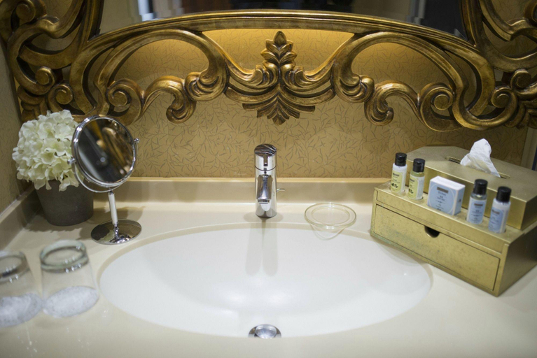 Bathroom 4, TAKSİM PRELUDE HOTEL , Beyoğlu