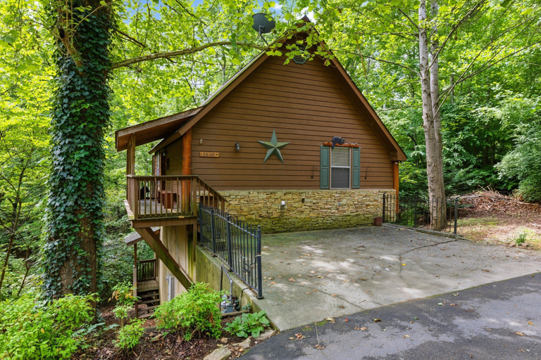 Exterior 3, 3 Bears Cabin 1 Bedroom Cabin, Sevier