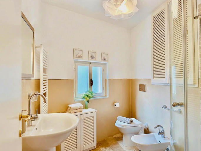 Bathroom, Aria di Collina - Isola d'Elba, Livorno