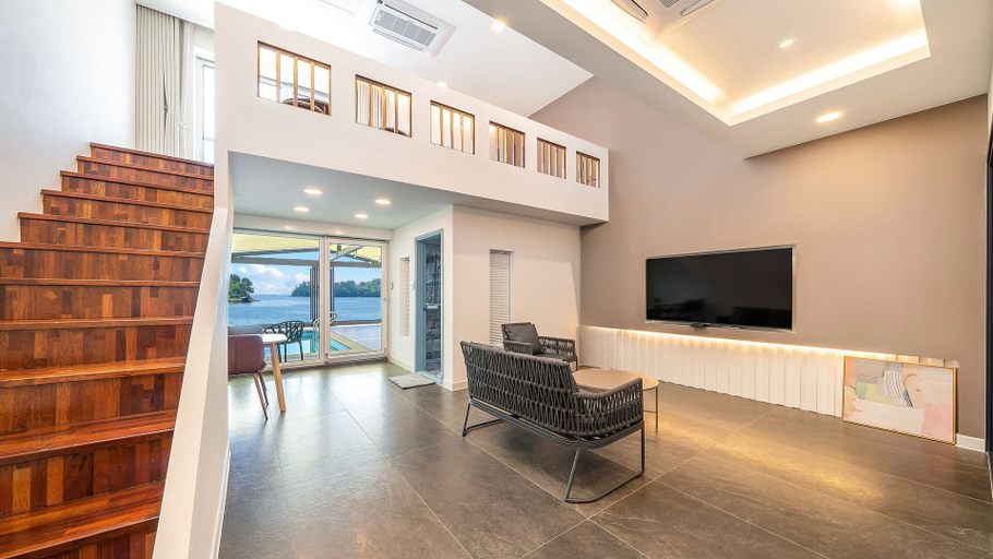 Others 4, Changwon 055 Poolvilla, Masan