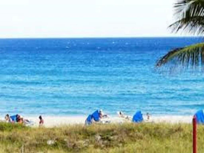 Others 4, Berkshire By the Sea, Palm Beach