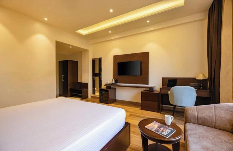 Room 2, Clarks Inn Suites Dhanbad, Dhanbad