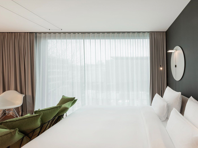 Bedroom 4, KPM Hotel & Residences Berlin, a Member of Design Hotels, Berlin