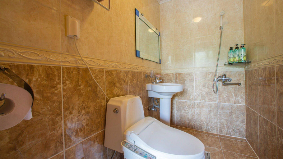 Bathroom 4, Cherris pension, Muju