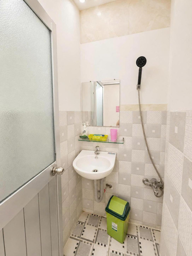 Bathroom, Bang Bang Motel, Ninh Kiều