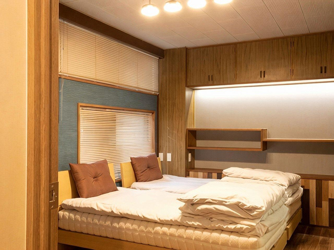 Bedroom 3, Artist Village Apartments Kochi, Kōchi