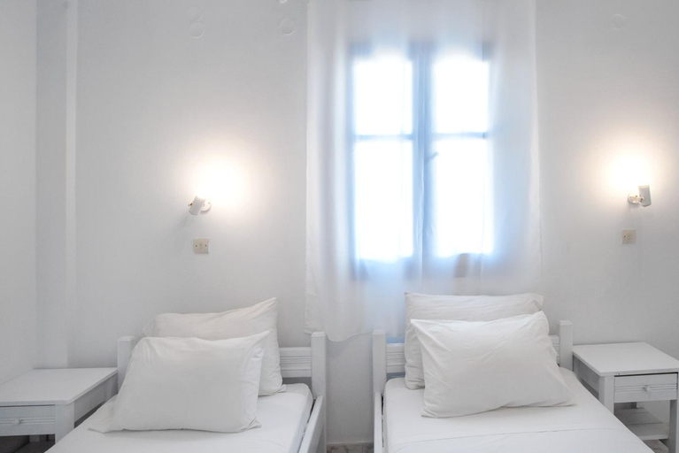 Bedroom 4, Santorini Hotel Pleasure Black Beach Perissa, South Aegean