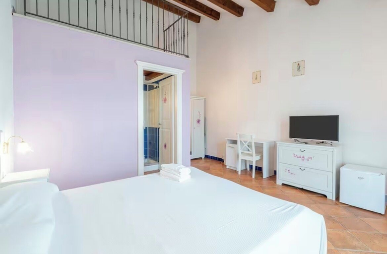 Bedroom 3, Al Palmento Country Hotel, Syracuse