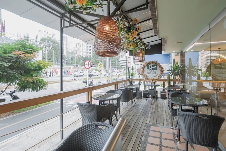 Food & Drinks 5, Hotel Porton Sabaneta, Envigado