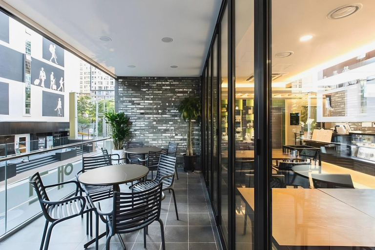 Food & Drinks 4, The Petel Premium Suite, Haeundae