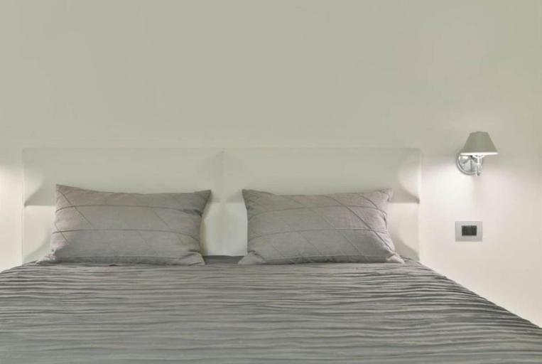 Room 4, Royal Rooms, Salerno