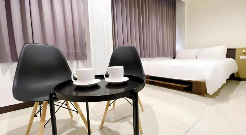 Bedroom 2, King Lin Hotel, Penghu