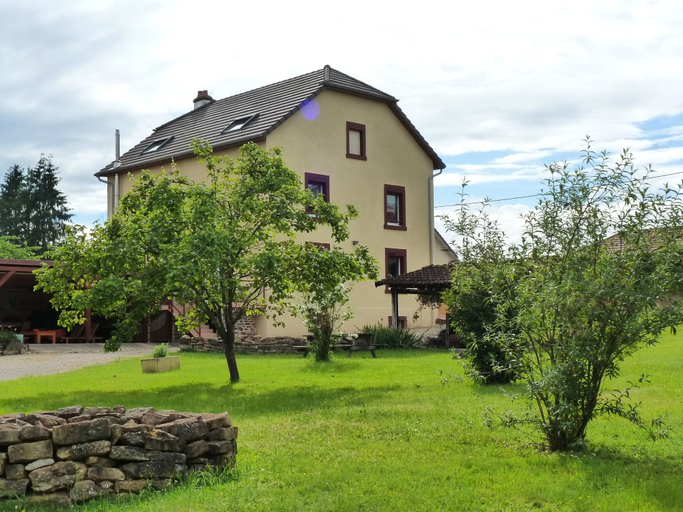 Exterior & Views 2, Les Cigales Chambre d'Hote, Haute-Saône