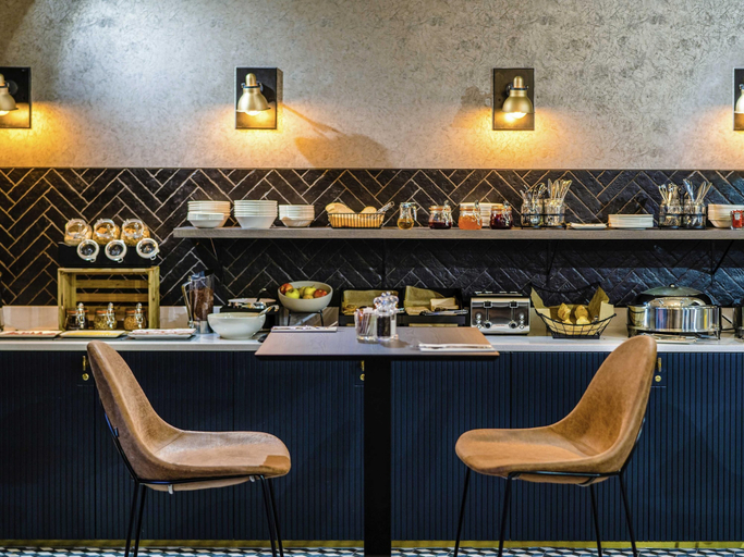 Food & Drinks 4, Aparthotel Adagio Leicester, Leicester
