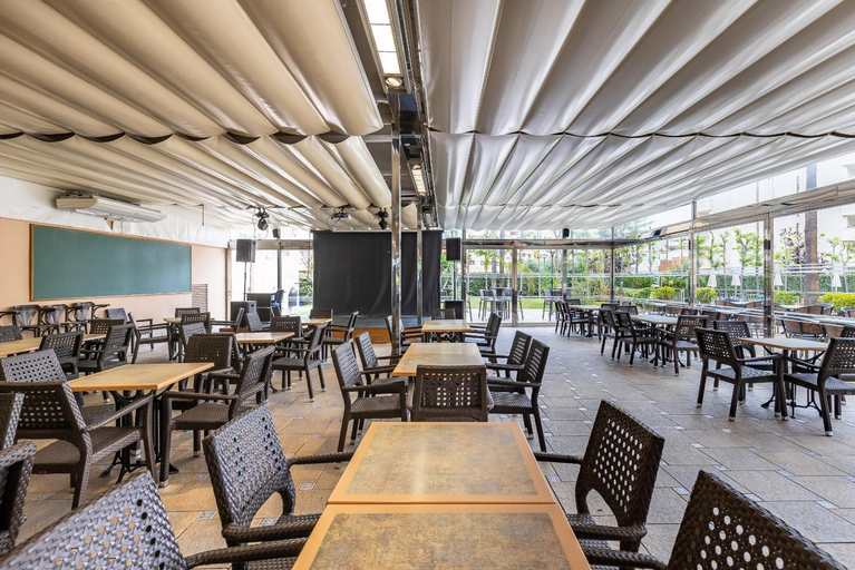 Food & Drinks 5, Rentalmar Pineda Suites, Tarragona