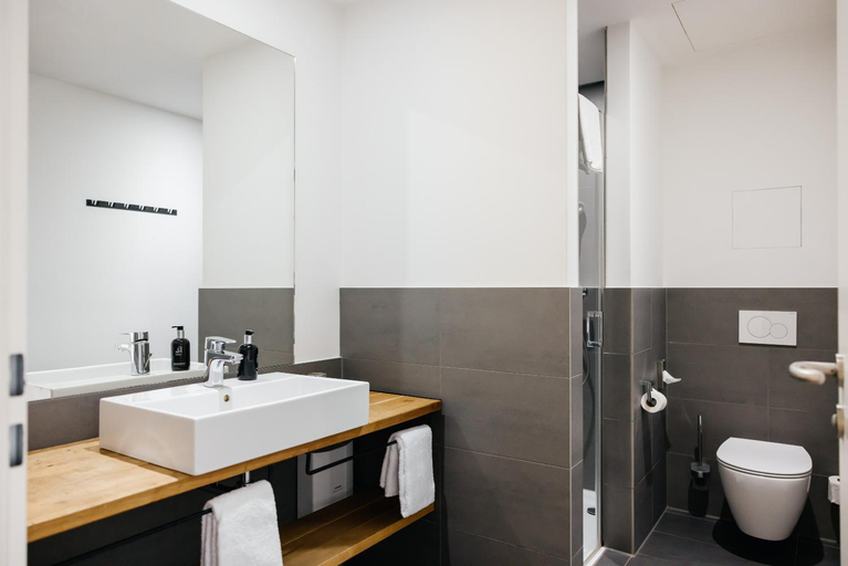 Bathroom 4, Felix Suiten im Lebendigen Haus am Augustusplatz, Leipzig