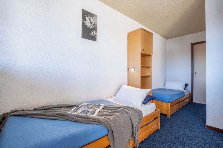Bedroom 2, Le Praz-de-Lys Résidence Pierre & Vacances Les Mouflons I et II, Haute-Savoie
