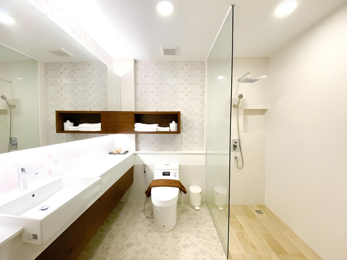 Bathroom 5, River Tree Resort, Chiang Khan