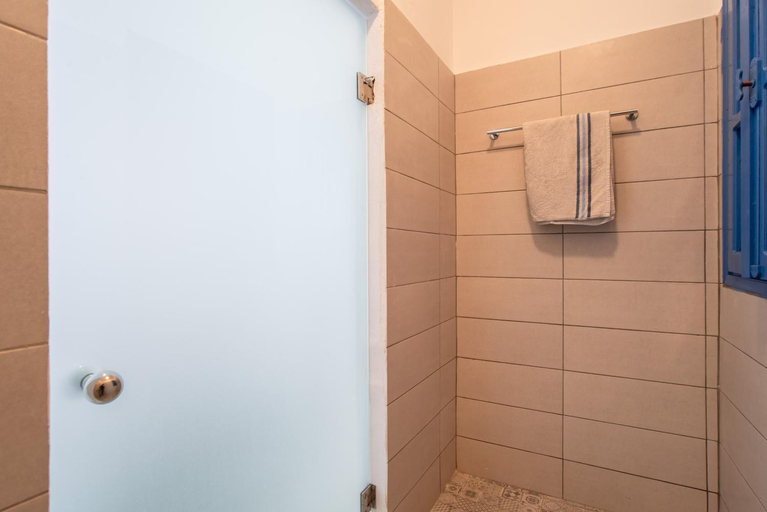 Bathroom 5, Santorini Hotel Pleasure Black Beach Perissa, South Aegean