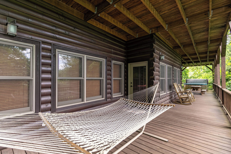 Interior 2, Four Points With Mountain Views, King With Fireplace on Main, hot Tub, pet Friendly, Watauga