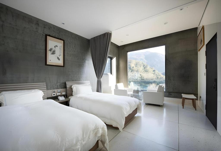 Bedroom, Azureloho Hostel, Nantou