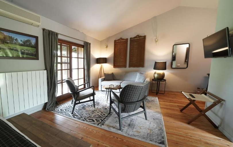 Living area 3, Lodge Golf Villa d'Este, Como