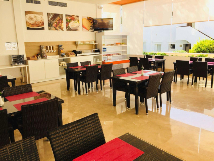 Food & Drinks 5, Naranjos Resort Menorca, Baleares