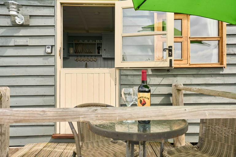 Room 2, Host Stay Shepherds View, Norfolk