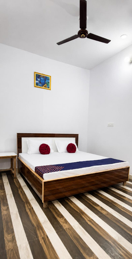 Bedroom 2, Goroomgo Kashi Nest Near Sarnath Korean Temple Varanasi, Varanasi