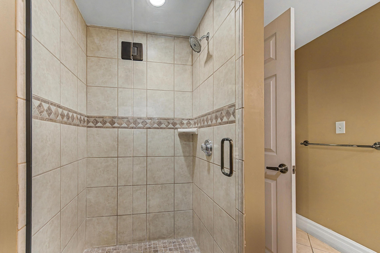 Bathroom 4, Baskins Creek 303, Sevier